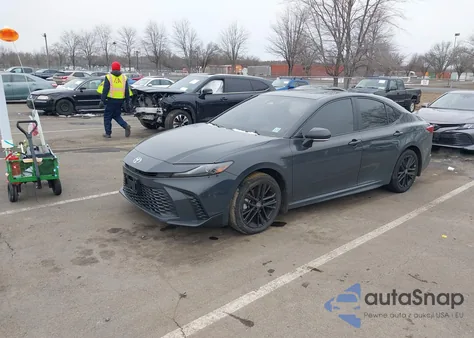 2025 Toyota Camry Se z USA, uszkodzony, nr VIN 4T1DBADK8SU009193